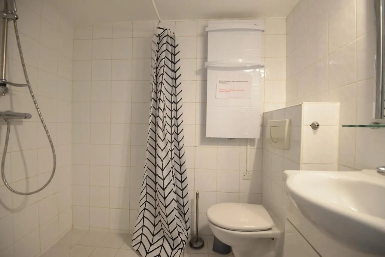 Апартаменты Atypical Apt 5 Min From Notre-Dame Cathedral
